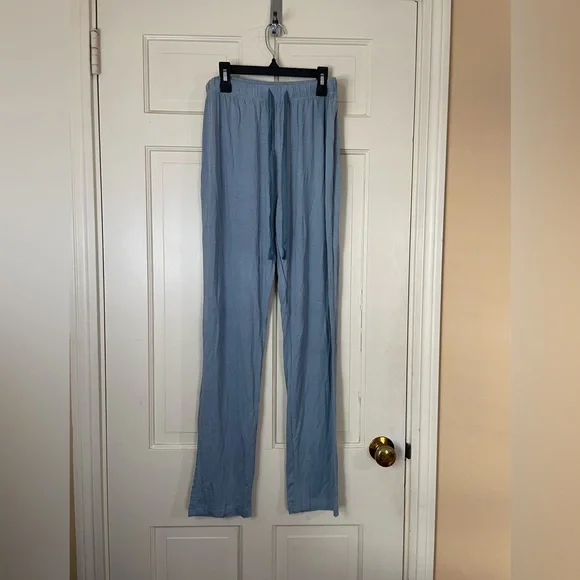 Emirates first class pajama Set Size S/M Luxurious And Soft Loungewear New - Picture 8 of 13